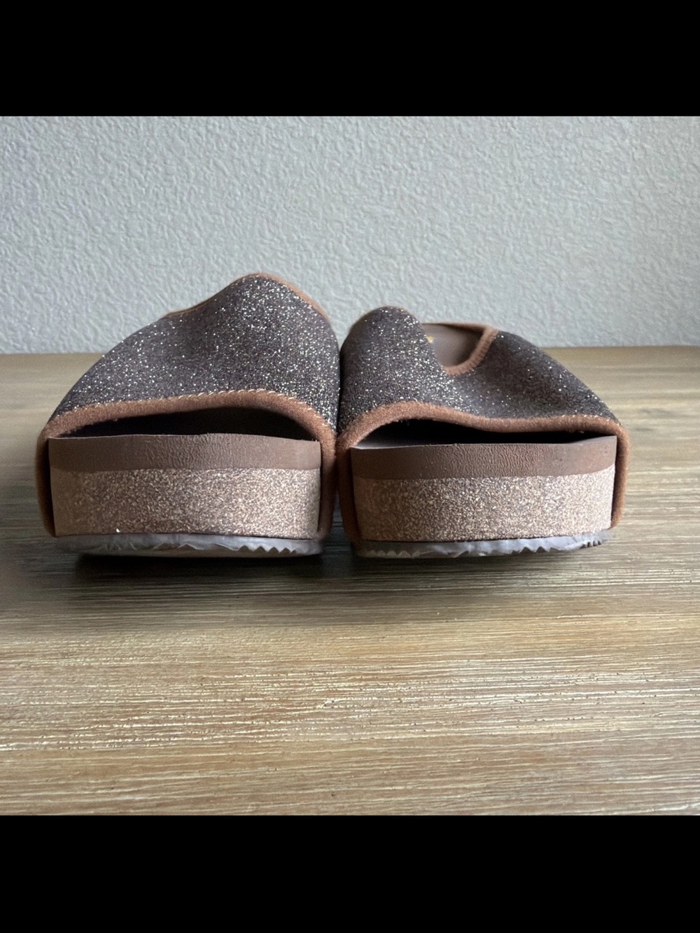 Volatile Wedge Sandals Women 8 Bronze Glitter Slide Comfortable Stylish Design - Picture 9 of 12